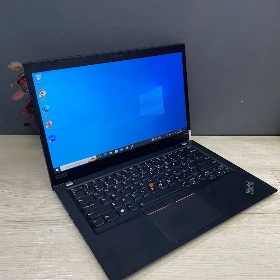 Laptop Lenovo Thinkpad T490s Core i5 Gen8 Ram 16gb 14inch N-ETM