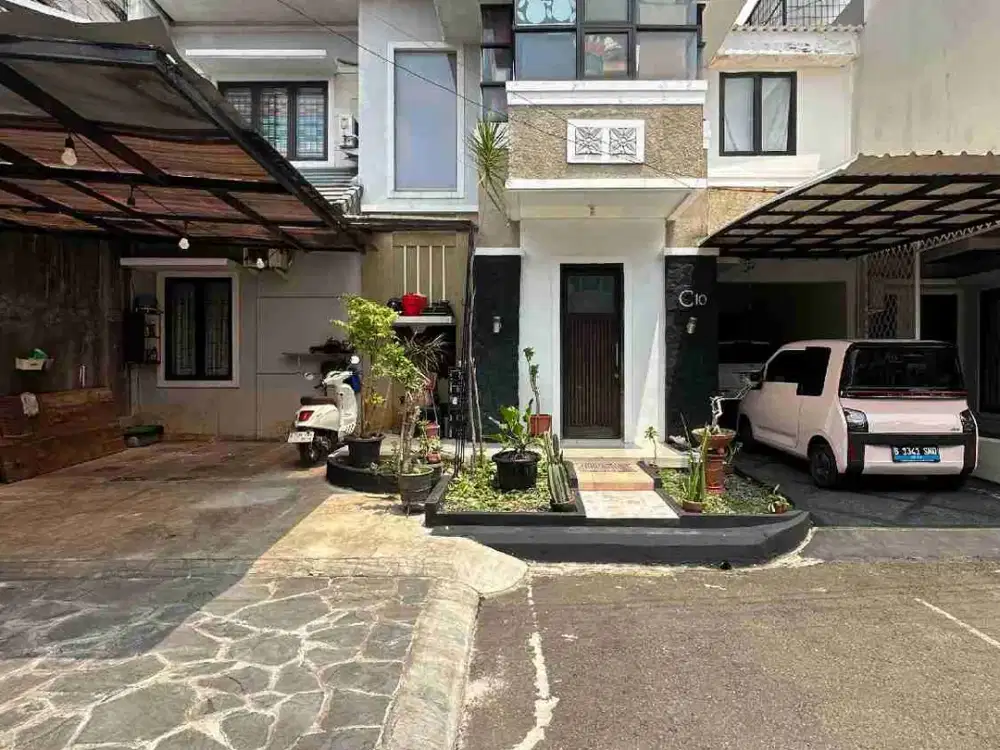 RUMAH DALAM CLUSTER DI JAGAKARSA