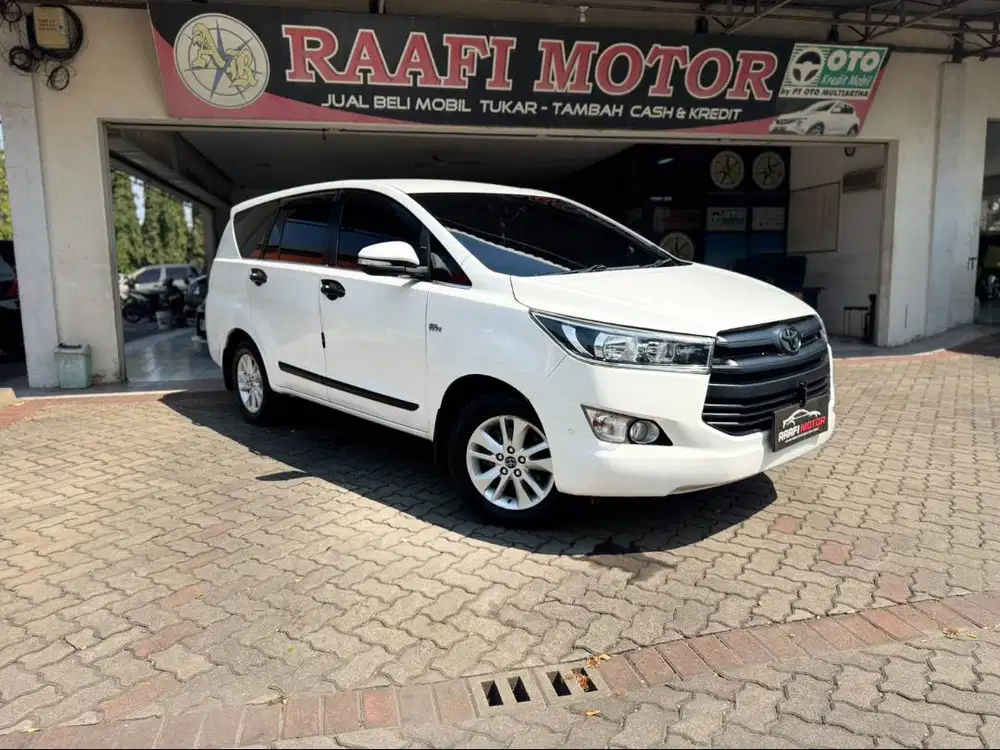 Toyota Kijang Innova 2.0 V AT 2017 Putih Matic Bensin