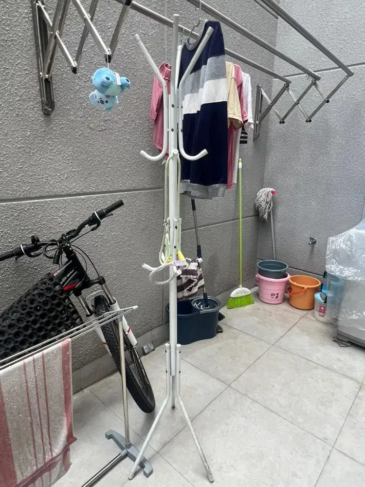 gantungan baju bagus
