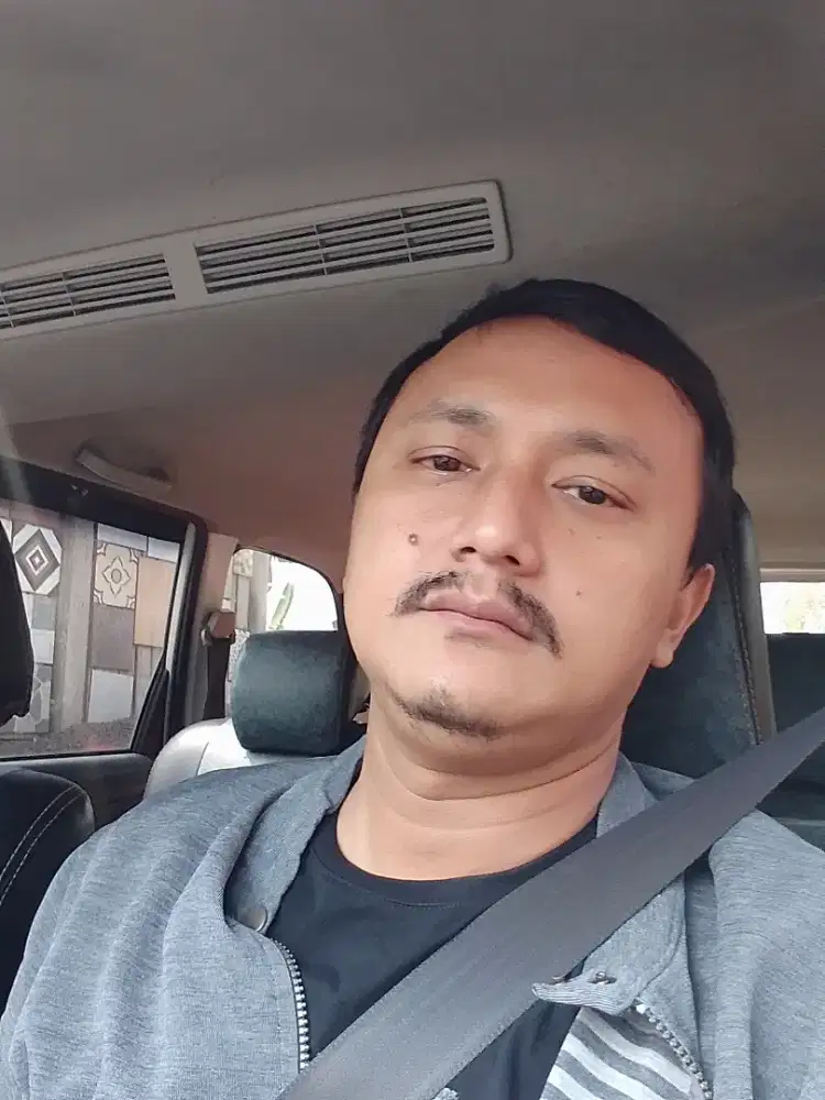 Mencari kerja supir