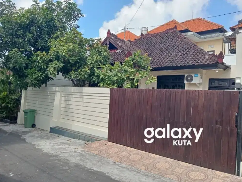 RUMAH TINGGAL DI GUNUNG ATHENA PADANGSAMBIAN DENPASAR
