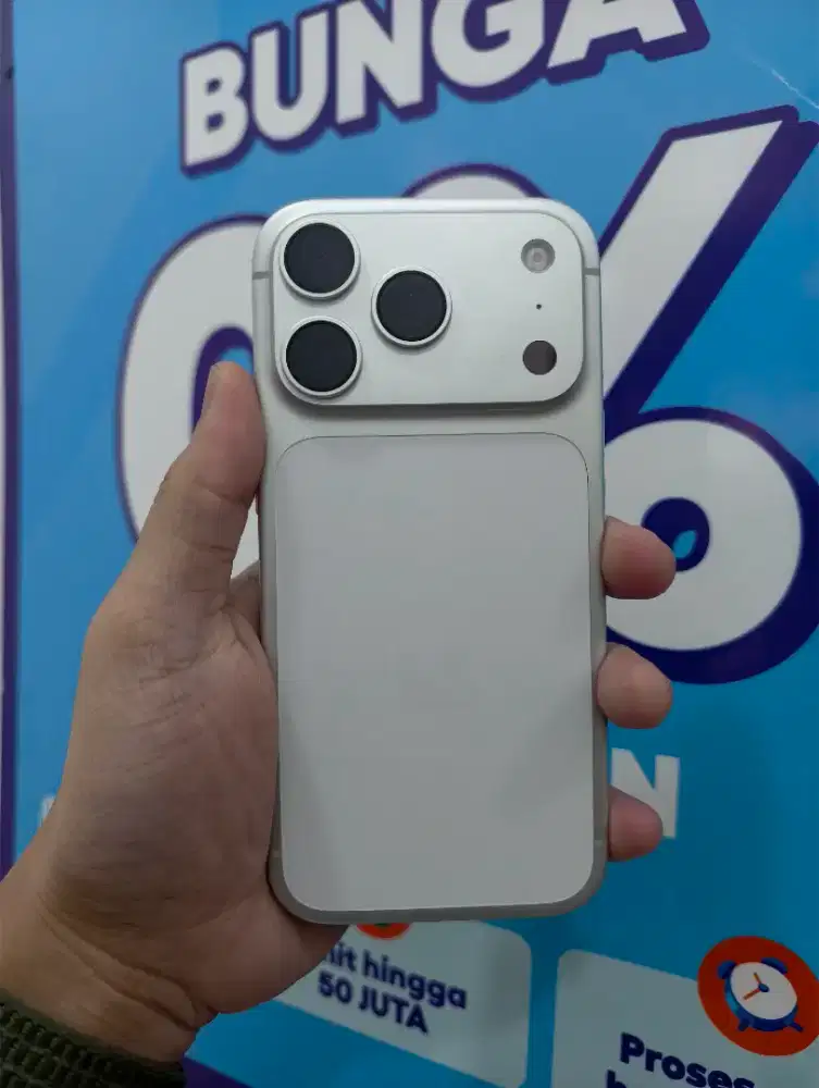 iPhone 17 Pro 1TB iBox PA/A Garansi masih 1 tahun , Open Box