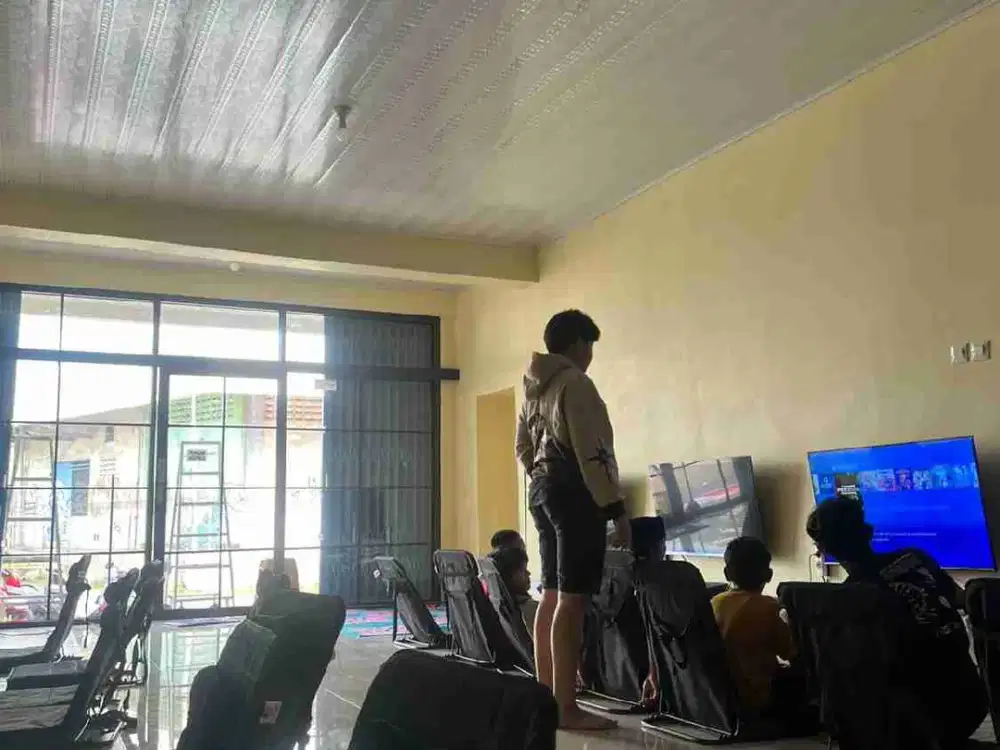 Disewakan Ruko Siap Pakai di Pusat Pertokoan Kota Cirebon