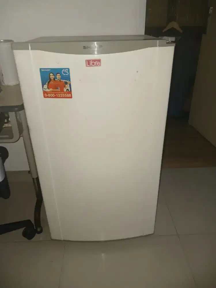 Di jual kulkas kondisi normal
