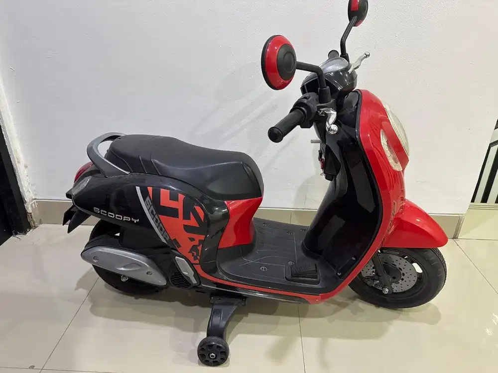 Mainan anak motor2 an