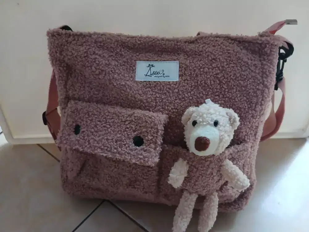 Tas import merk Alilai