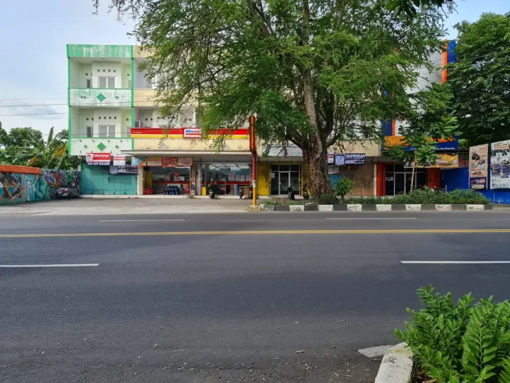 Ruko Bagus Siap Pakai Dekat Kampus UNS Jebres Solo