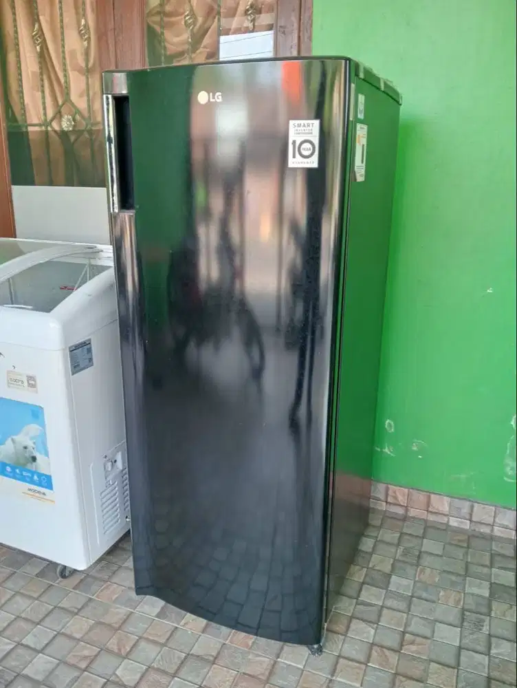 Freezer rak bekas merk LG ori mulus