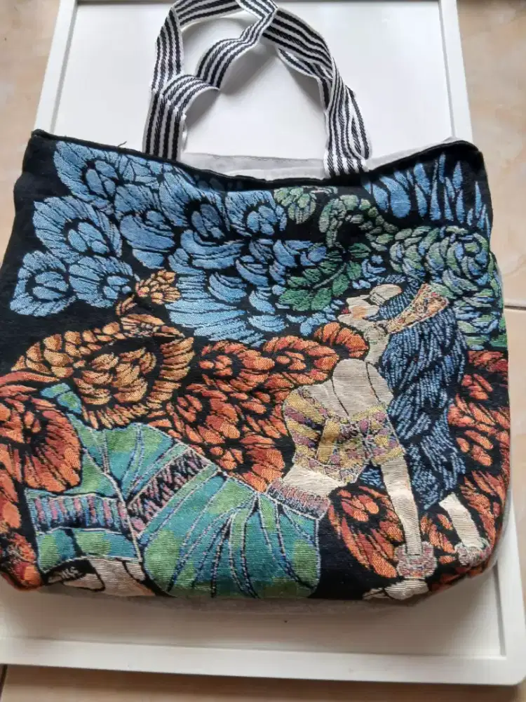 Tas import berkualitas