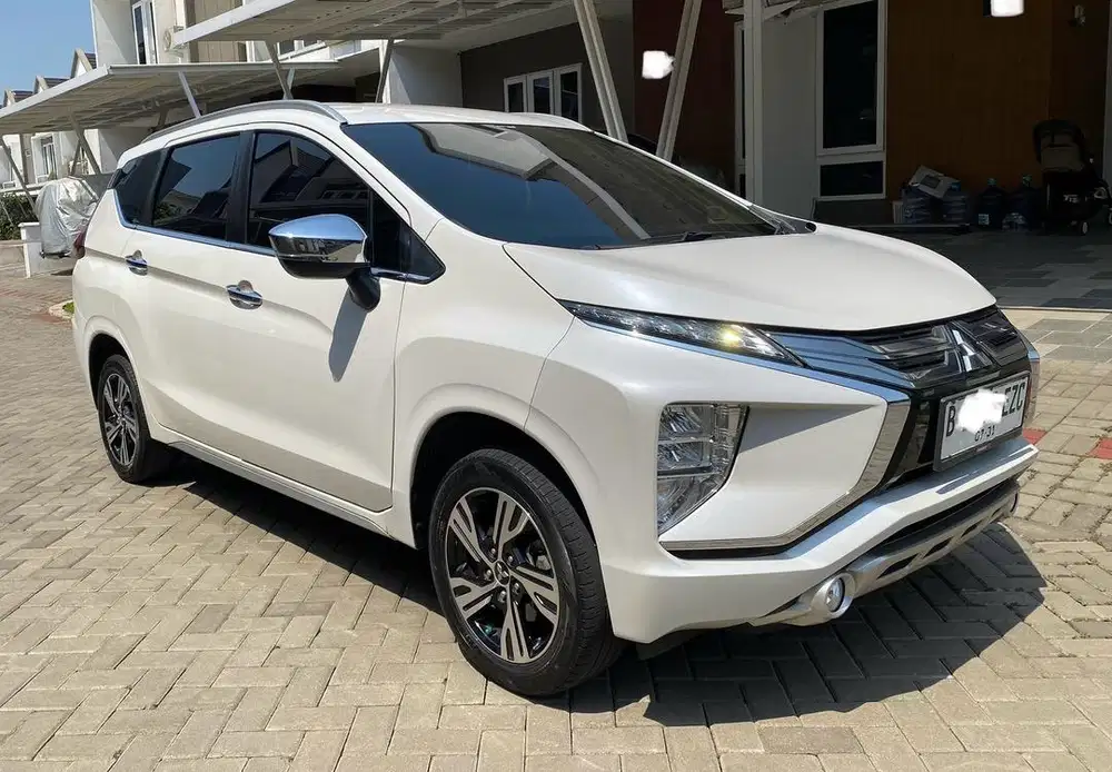 Dijual mitsubishi xpander ultimate 2021 putih