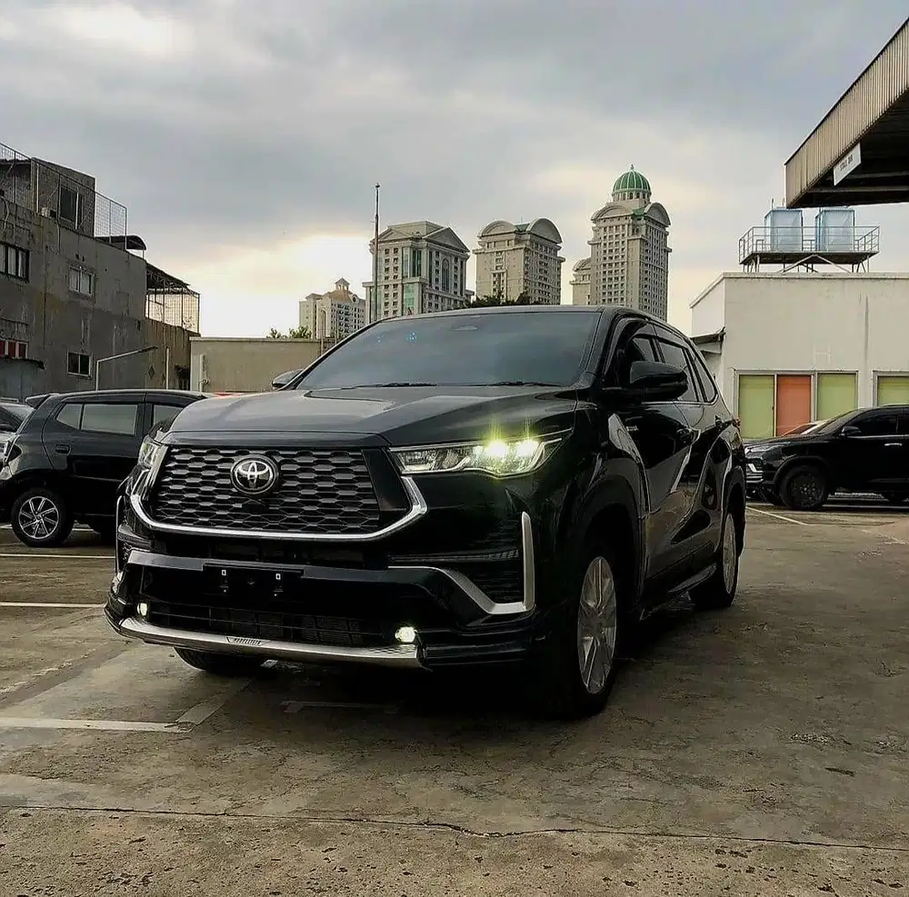 [Mobil Baru] Toyota Kijang Innova Zenix Q Hybrid 2025