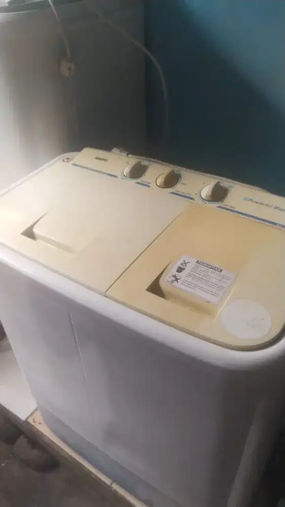 Mesin cuci 2 tabung