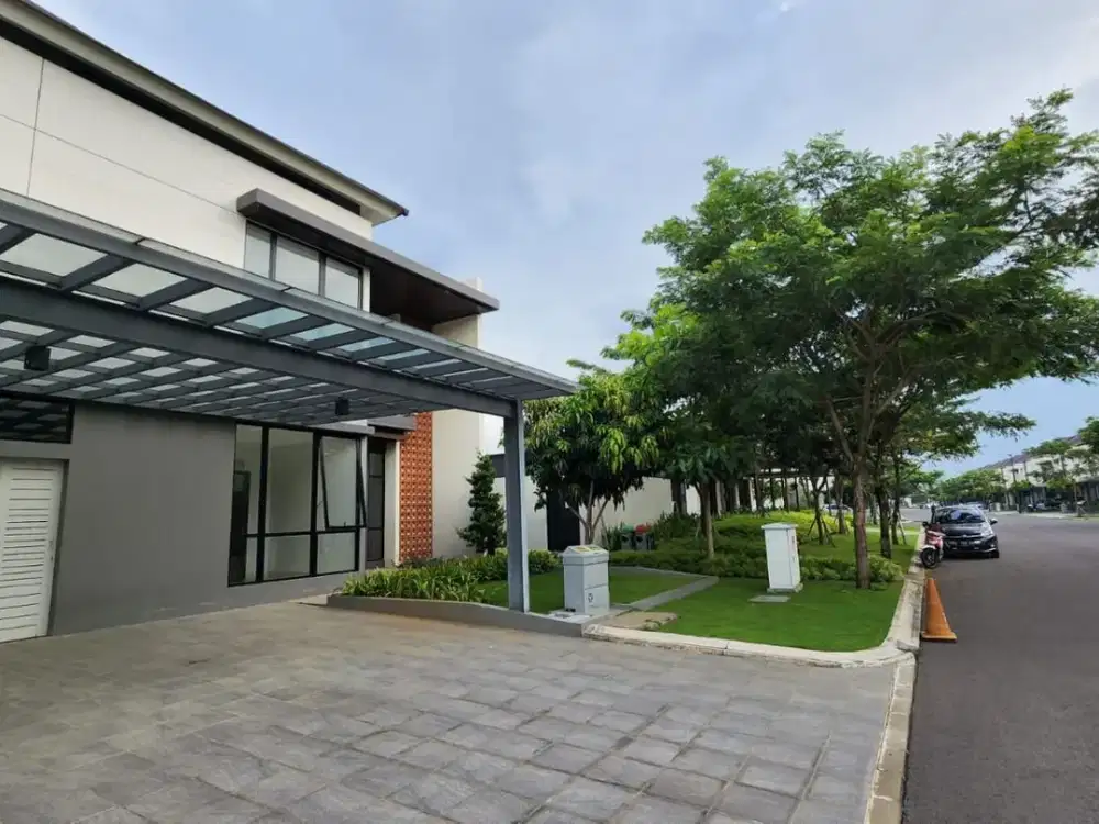 TERMURAH DIJUAL RUMAH 2 LANTAI SUMMARECON BANDUNG CLUSTER EMILY STRATEGIS DEKAT CLUB HOUSE