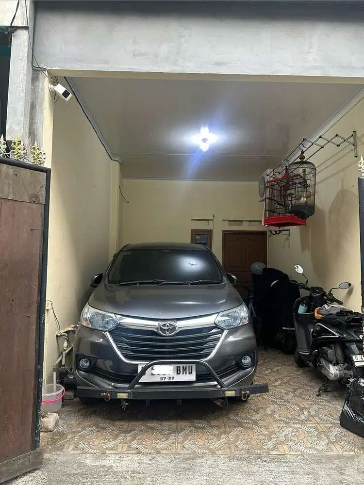 Toyota Avanza AT 2017 (Gray)