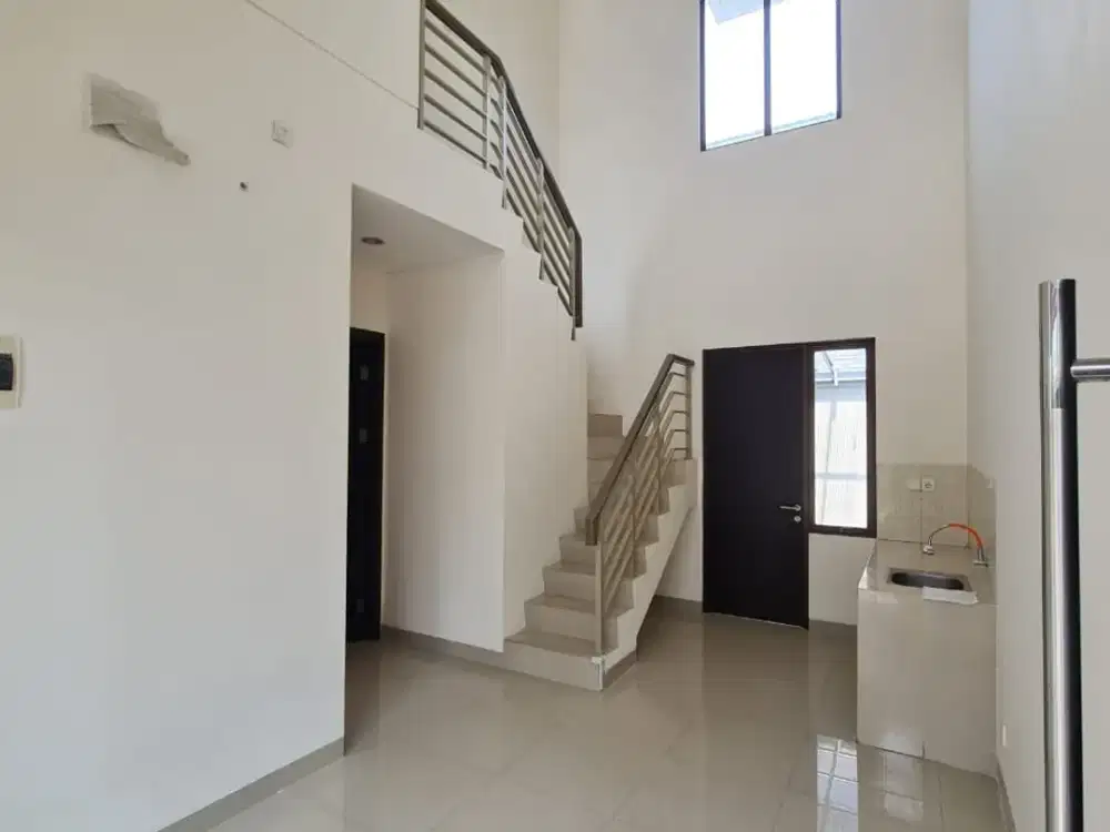 Rumah Mezanine Jakarta Timur, Cluster Tenang, Cocok untuk Keluarga