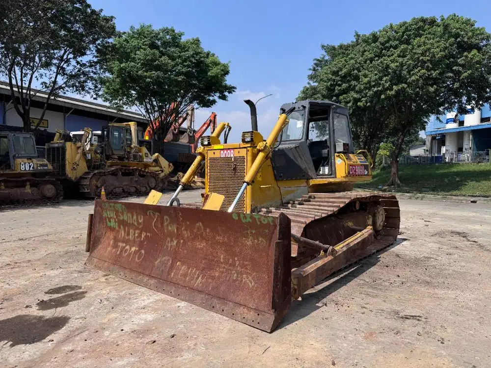 Dozer Komatsu D65P-12 Tahun 2019