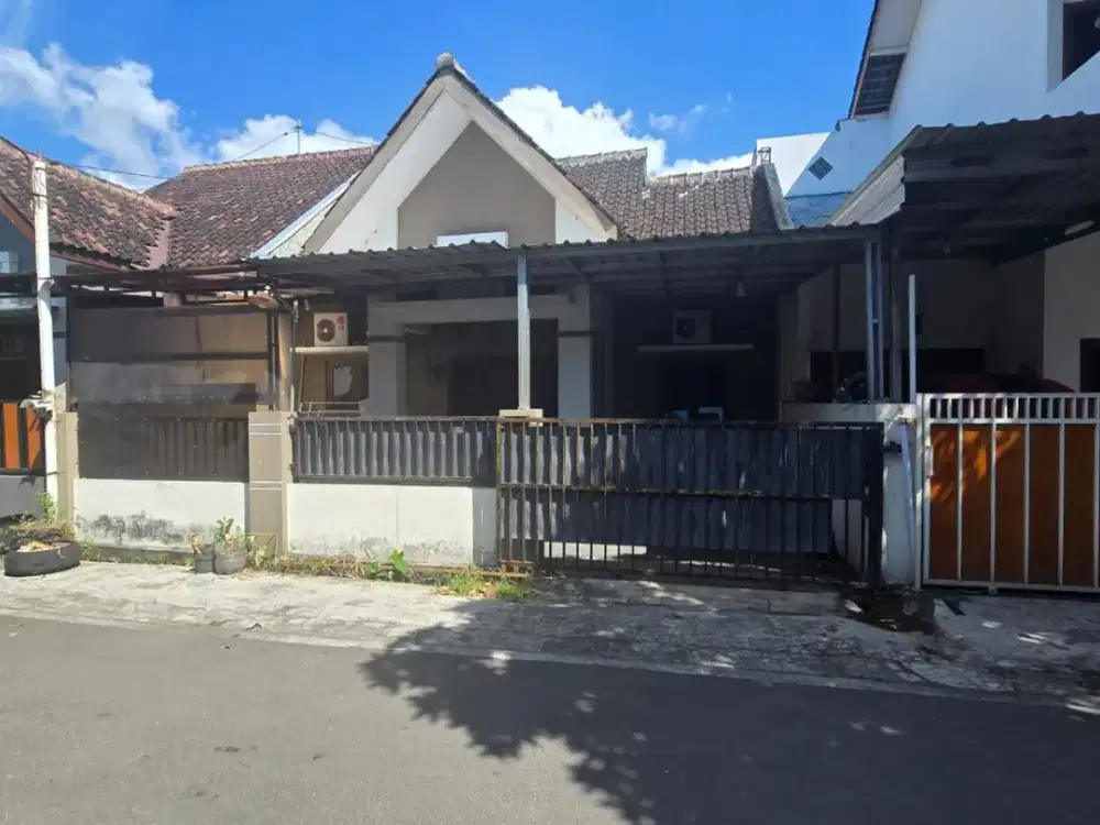 Rumah Murah Siap Huni di Perumahan Gentan Solo