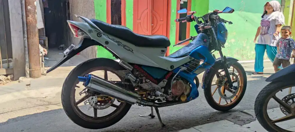 Jual butuh Suzuki Satria Fu