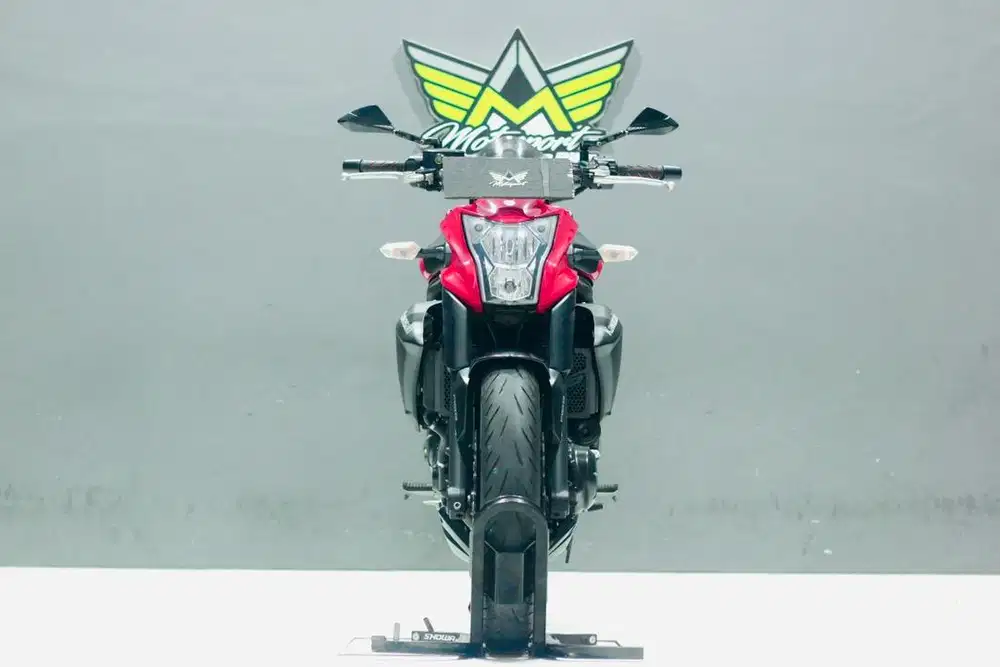 Kawasaki er6n 650 ABS like new Z650 ninja 650 versys 650 KTM Duke 390
