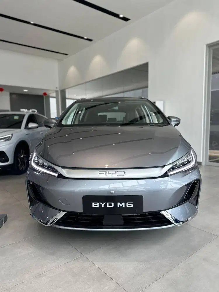 BYD M6 NEW SPESIAL PROMO GIIAS