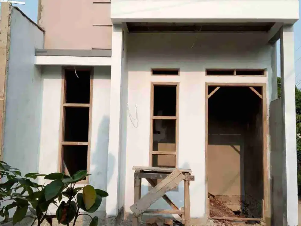 Rumah akses mobil tdk ada garasi di Graha raya ose segar pondok jagung