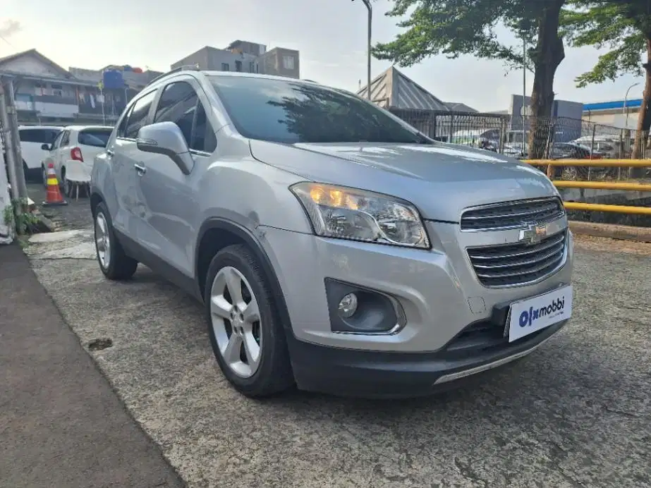 DP MURAH Chevrolet Trax 1.4 Turbo LTZ Bensin-AT 2017  CUMAB
