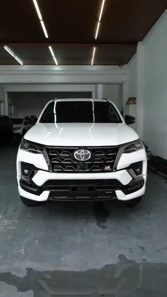 Toyota Fortuner GR Sport 2.8
Mesin