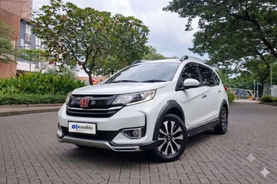 DP 5% Honda BR-V 1.5 Prestige Bensin-AT 2021 CWGXB