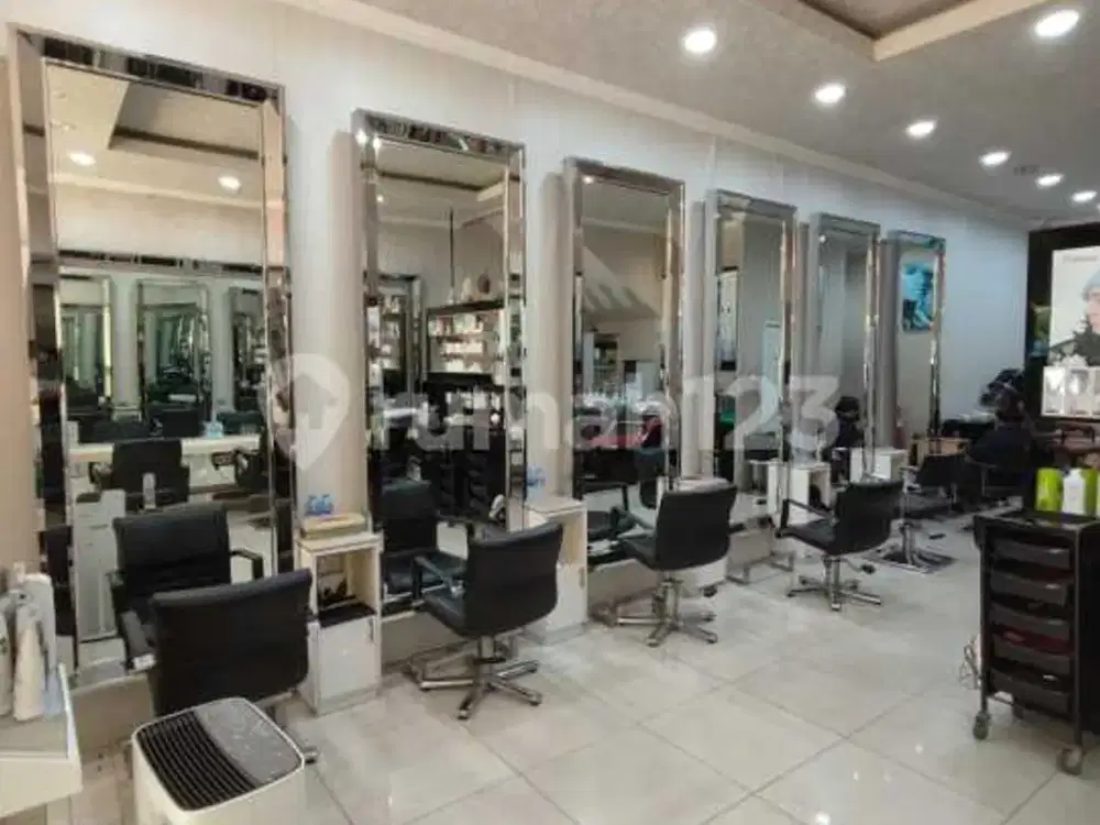Disewakan Ruko 3 Lantai Dekat Mall Sms Gading Serpong