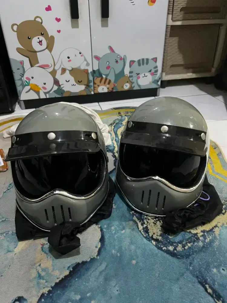 Helm cakil couple
