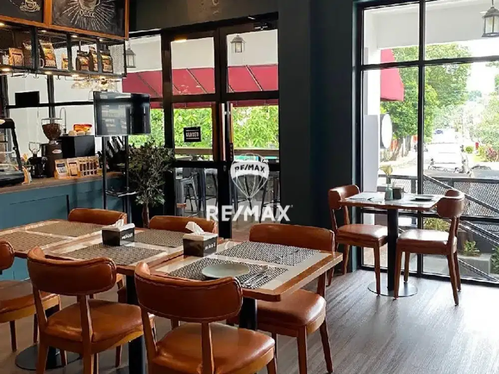 Dijual Rumah Lama Ada Resto Cafe Di Area Panglima Polim Kebayoran Baru