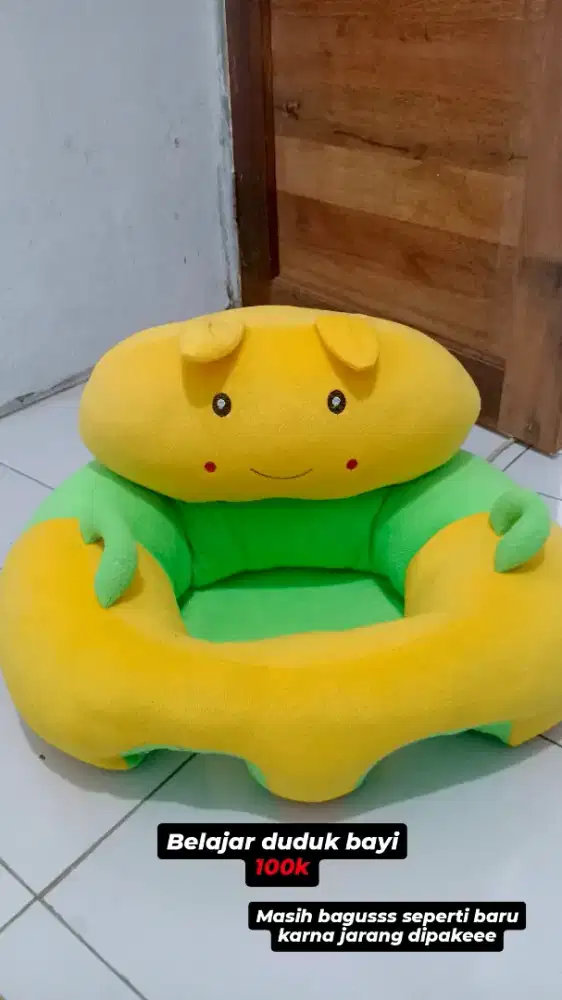 Tempat duduk bayi