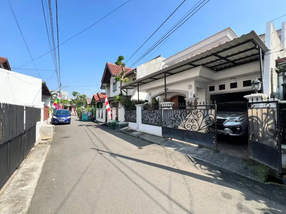 Dijual Rumah Strategis di Rawamangun, Jakarta Timur