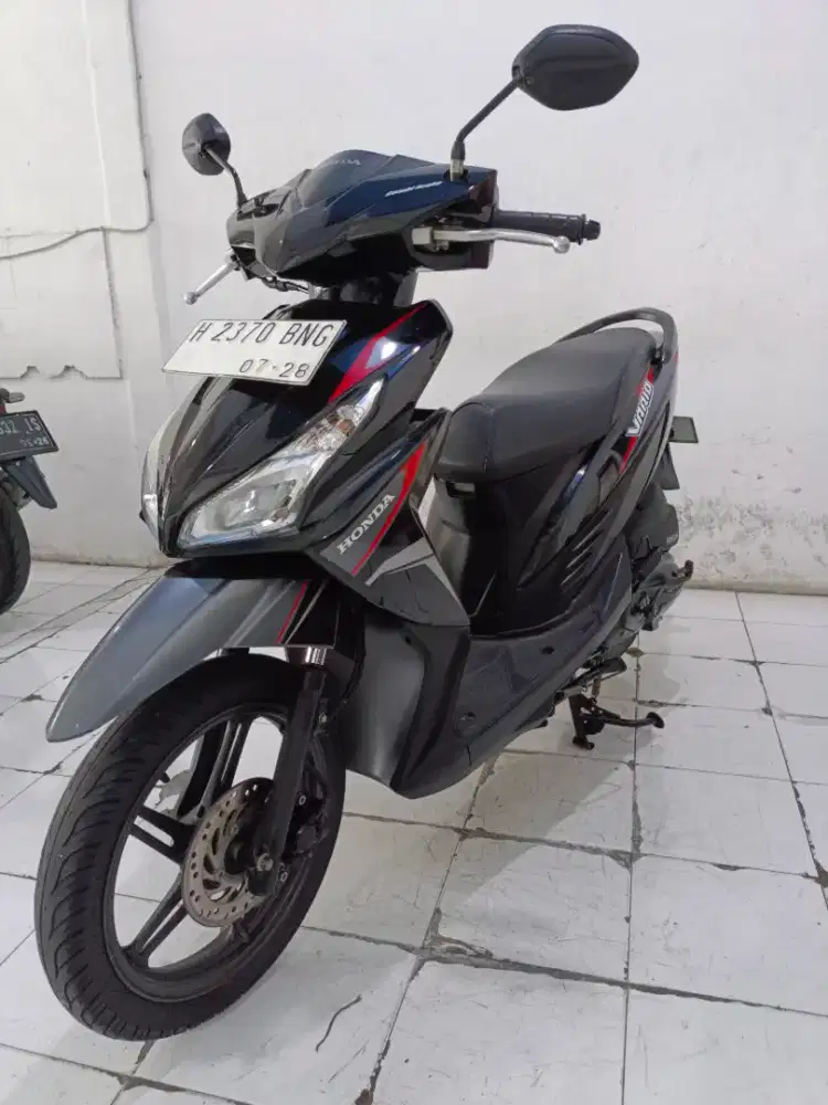 vario 110 thn 2018 hitam