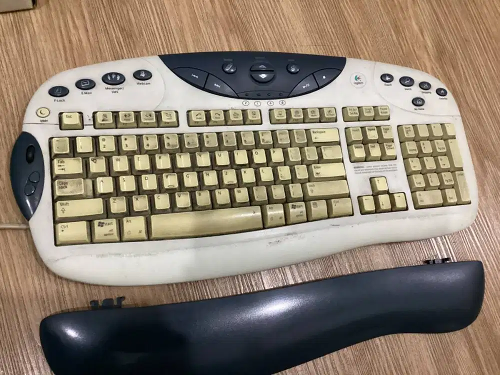 Logitech Internet Navigator 2-Tone 104 Normal Keys 20