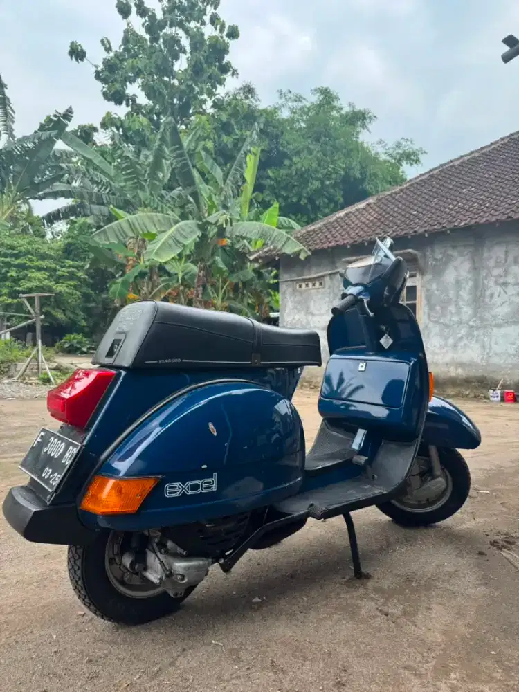 Vespa excel tahun 150 cc original