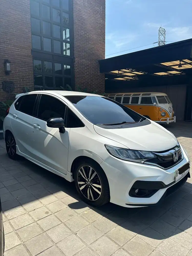 HONDA JAZZ RS PUTIH AT 1.5