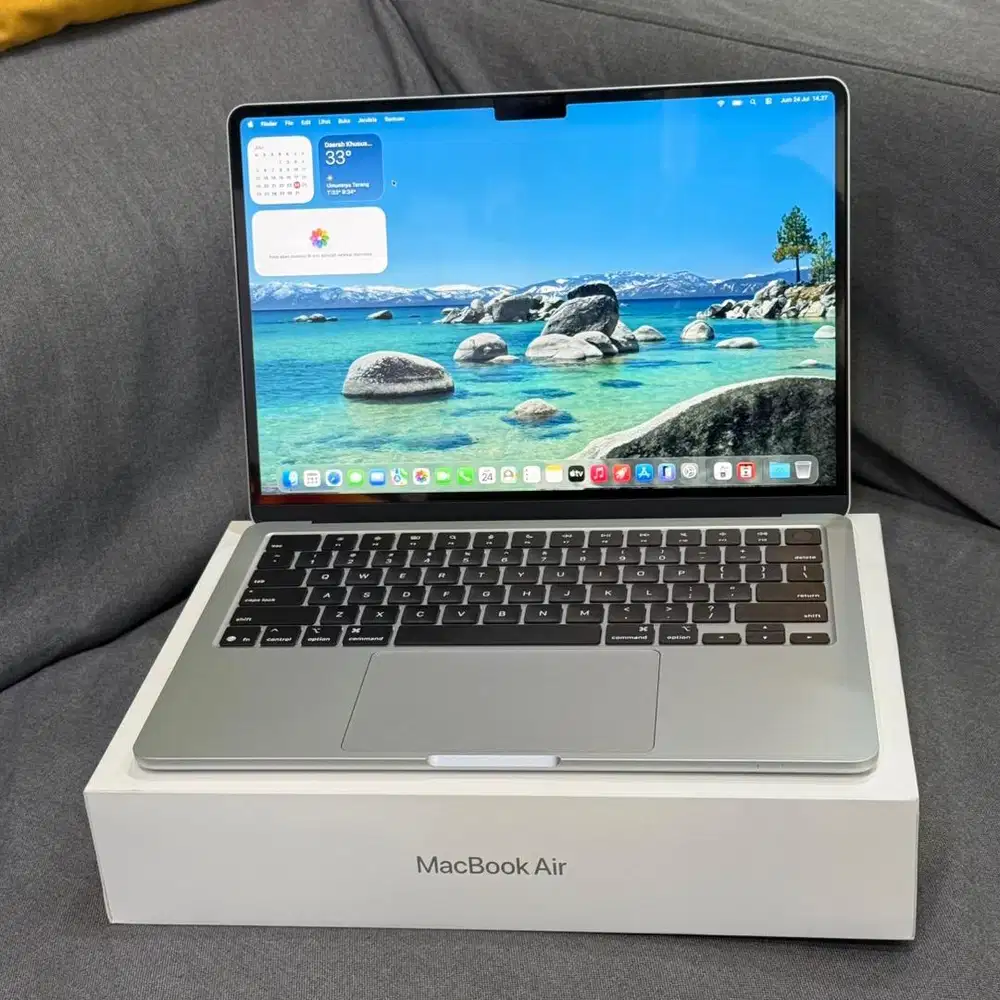 Macbook Air M4 13 16/256GB Silver IBox
