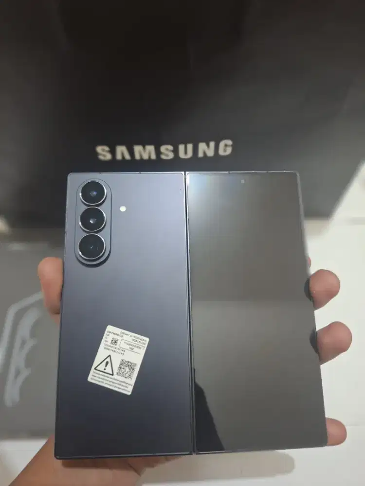 Samsung zfold7 512gb sein fullshet ori mulus 97% nominus garansi on