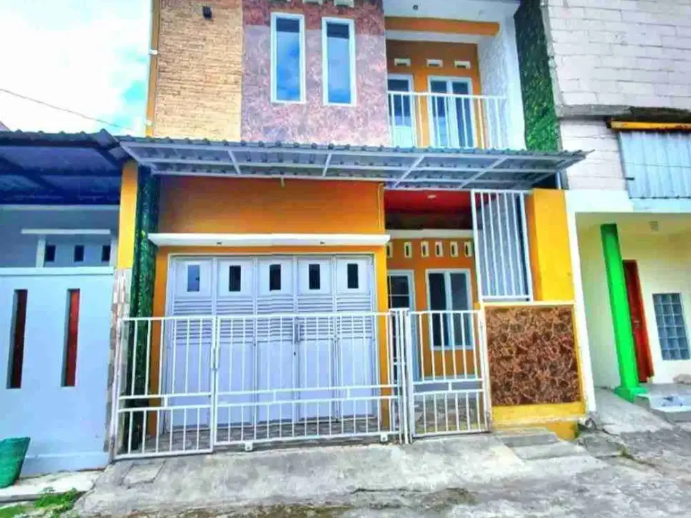 Rumah Bagus 2 Lantai Strategis dekat Manahan Solo