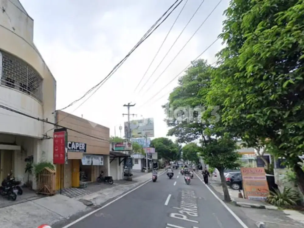 Ruko Selangkah Dekat Tugu Jogja Daerah Istimewa Yogyakarta.     .