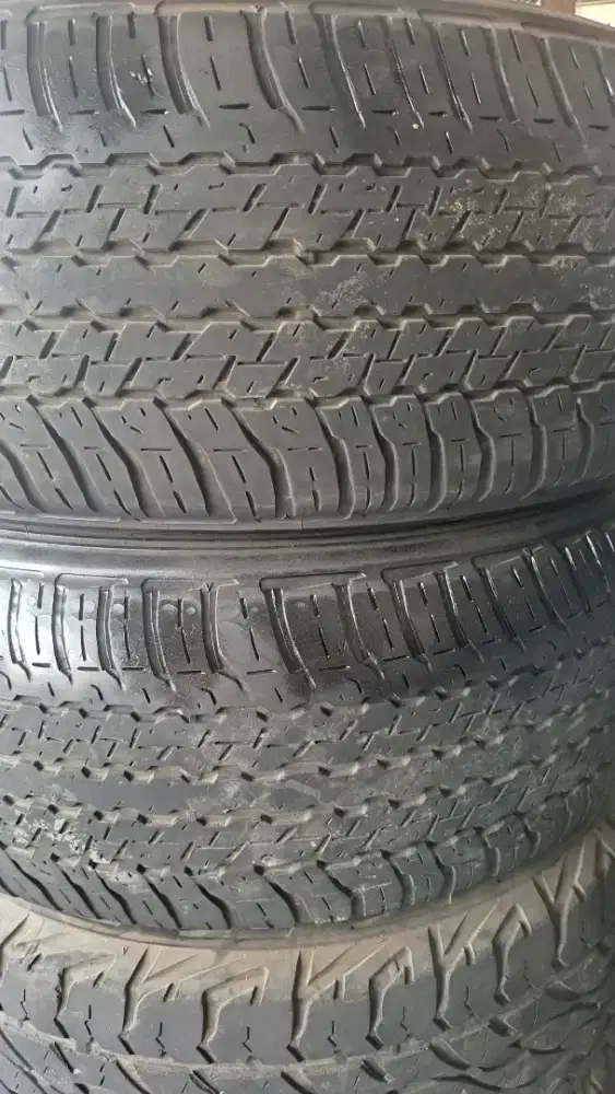 Ban 265 60 18 dunlop grandtrek r18 for pajero fortuner
