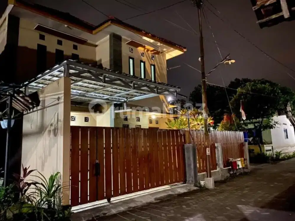 Dijual Rumah 2 Lantai Dalam Ringroad Timur Weslake Resto Gamping Sleman Yogyakarta
