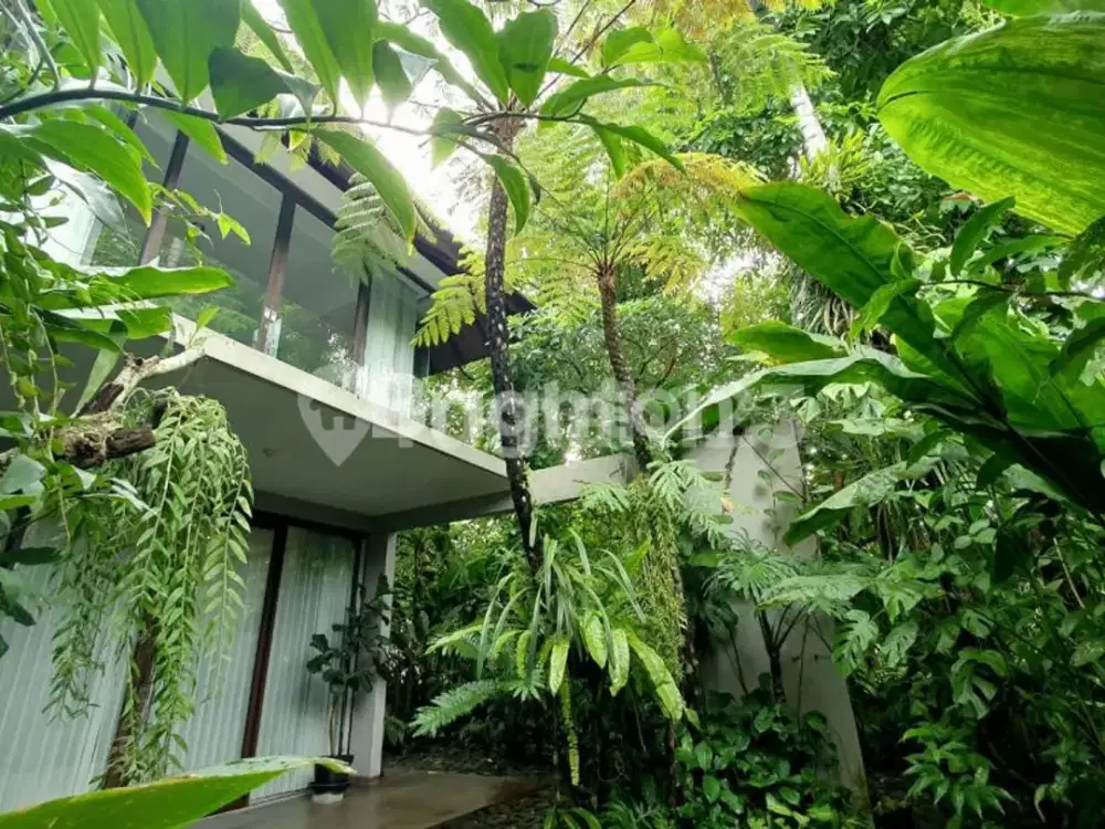 RUMAH MEWAH FULLY FURNISHED Di PALAGAN SARIHARJO MONJALI NGAGLIK SLEMAN DAERAH ISTIMEWA YOGYAKARTA