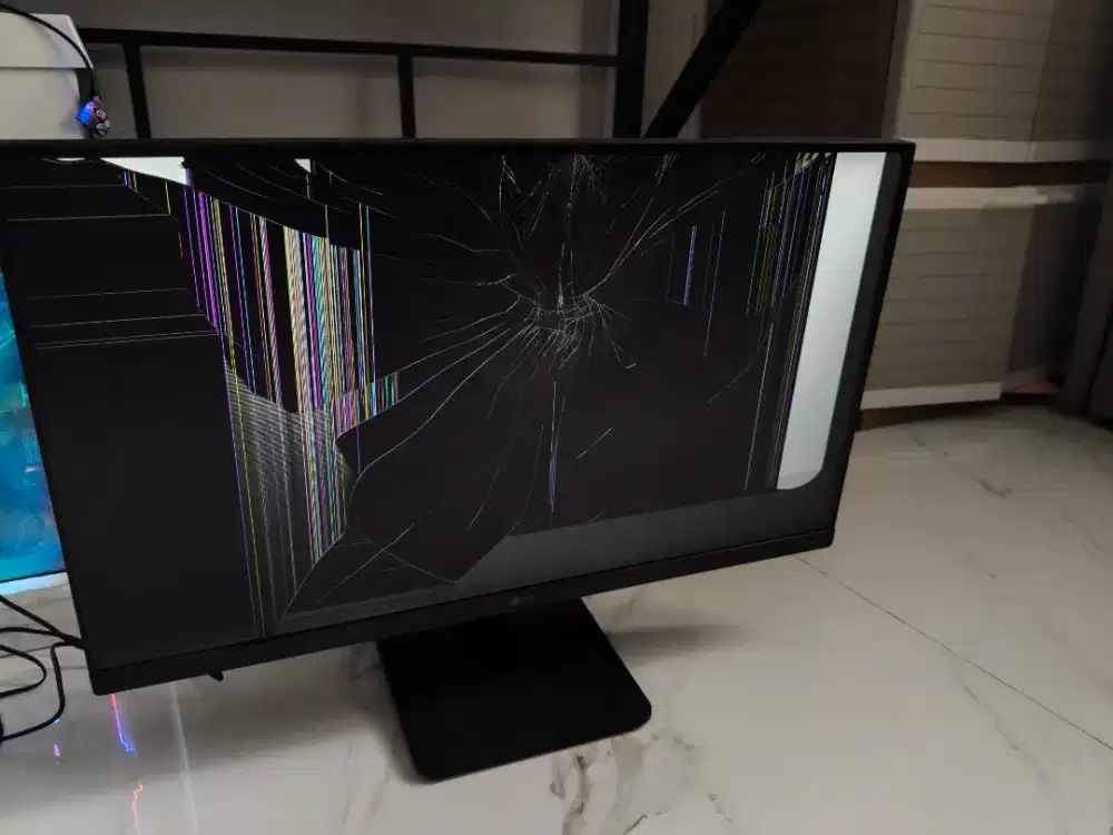 Monitor LG 25MS500-B 25 Inch IPS-Bekas,Panel Pecah, Bahan Kanibalan