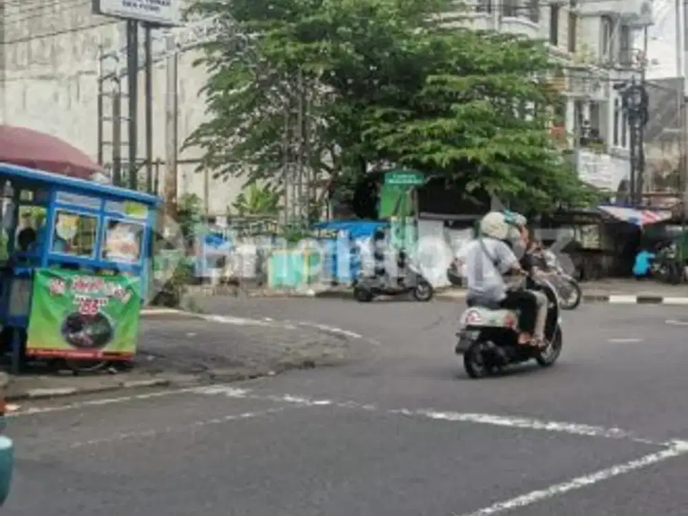 DIJUAL/ SEWA RUKO TEPI JALAN STRATEGIS 3 KM DARI PUSAT KOTA SANGAT COCOK UNTUK RUMAH MAKAN, DAN  NIAGA LAIN