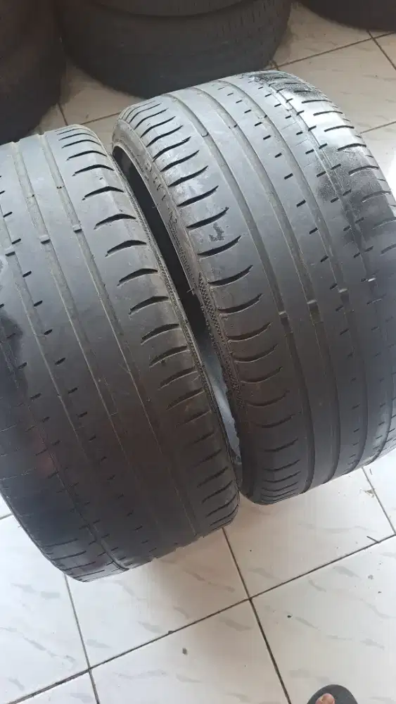 Ban 245 35 20 accelera r20