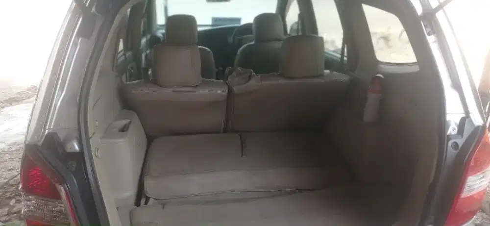 Nissan Grand Livina 1,5 XV Th 2010