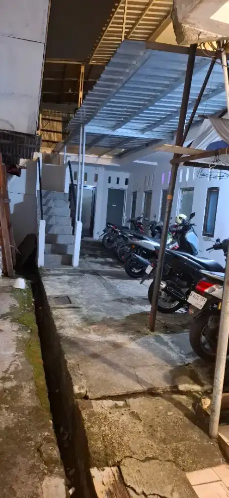 KOST PUTRA, Kamar Mandi Dalam, Dekat Resto ABUBA Cipete